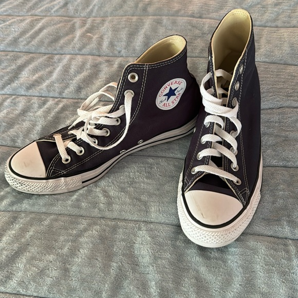 Converse Other - Converse All Star High Top, Women’s 10/Mens 8. Navy.